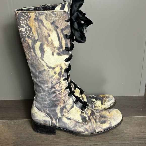Roberto Ronaldi Leather Camo Print Lace Up combat military style boots Size 6.5 - Picture 2 of 16
